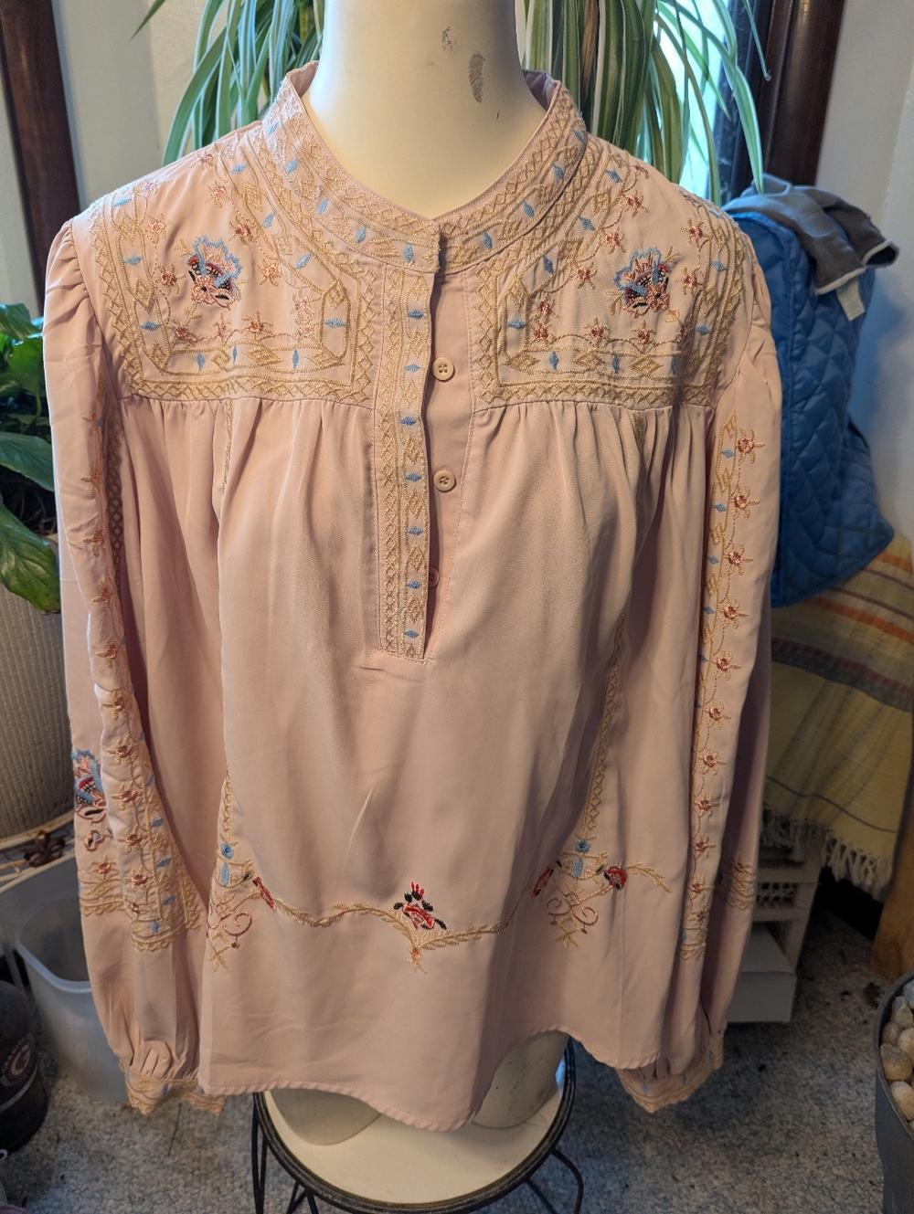 NWOT No Label Emb Balloon Sleeves Smock Style Top Sz 14-16